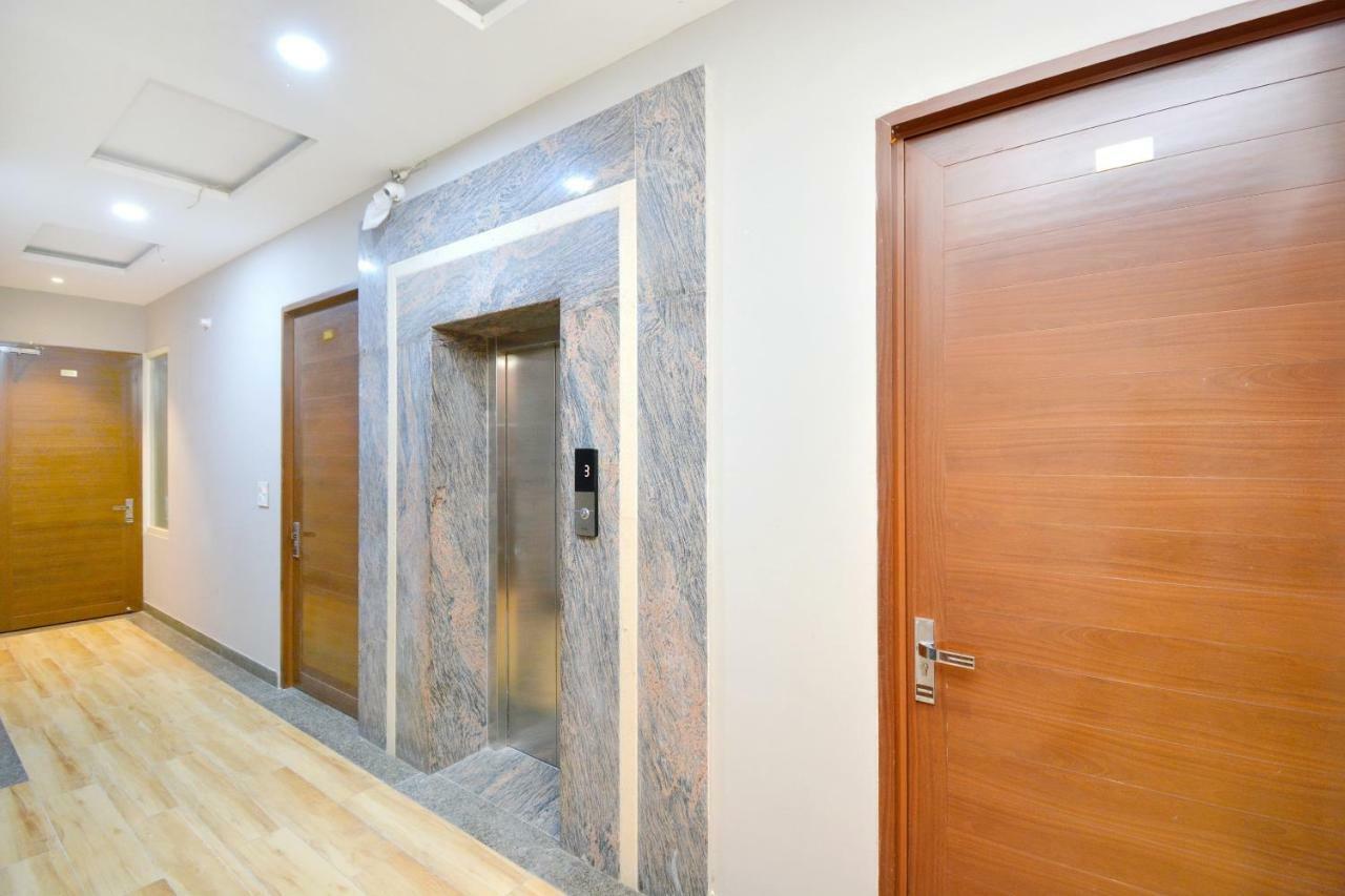 Oyo 40699 Grand Sokhi 호텔 Tarn Taran 외부 사진